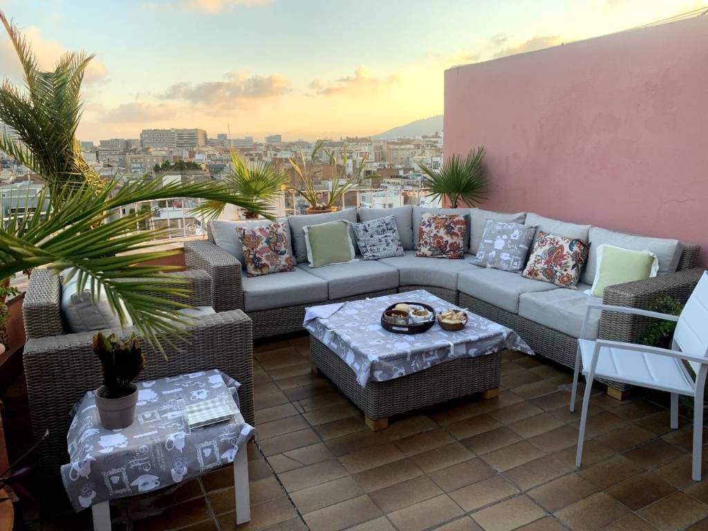 Alquila por horas Atico en Barcelona con gran terraza