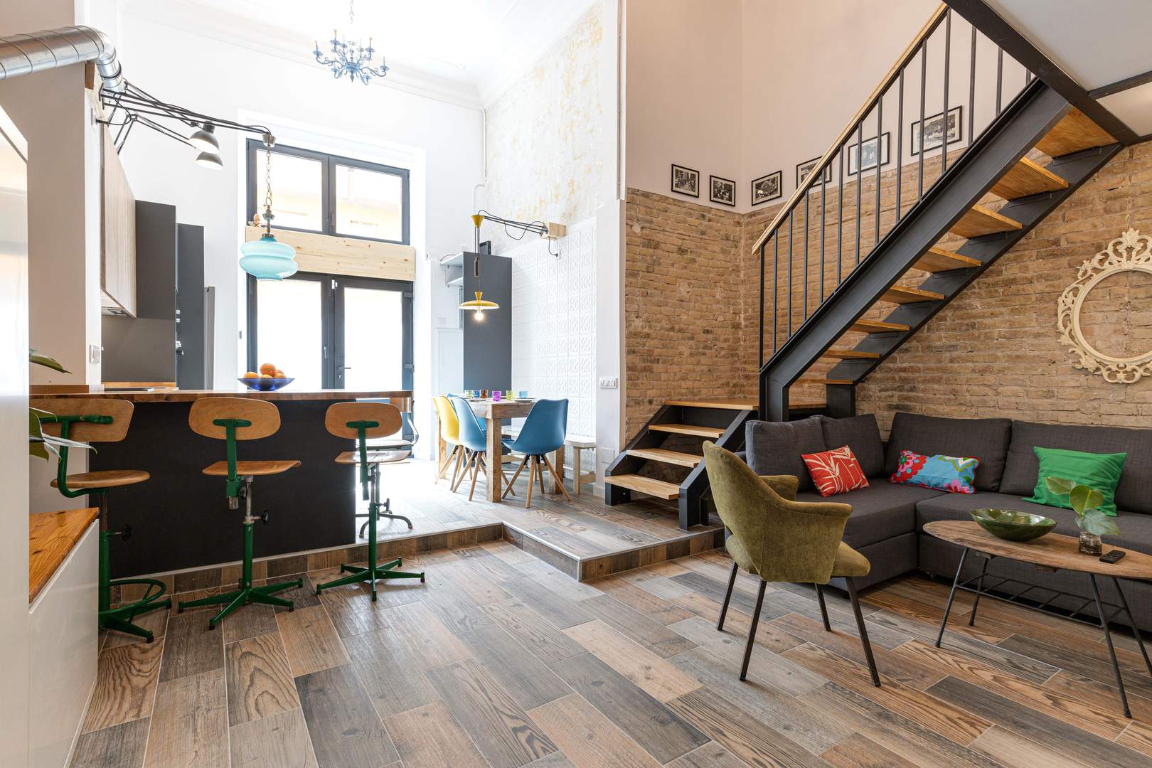 Alquila por horas Hermoso Loft espacioso con 4 hab. y 2 baños