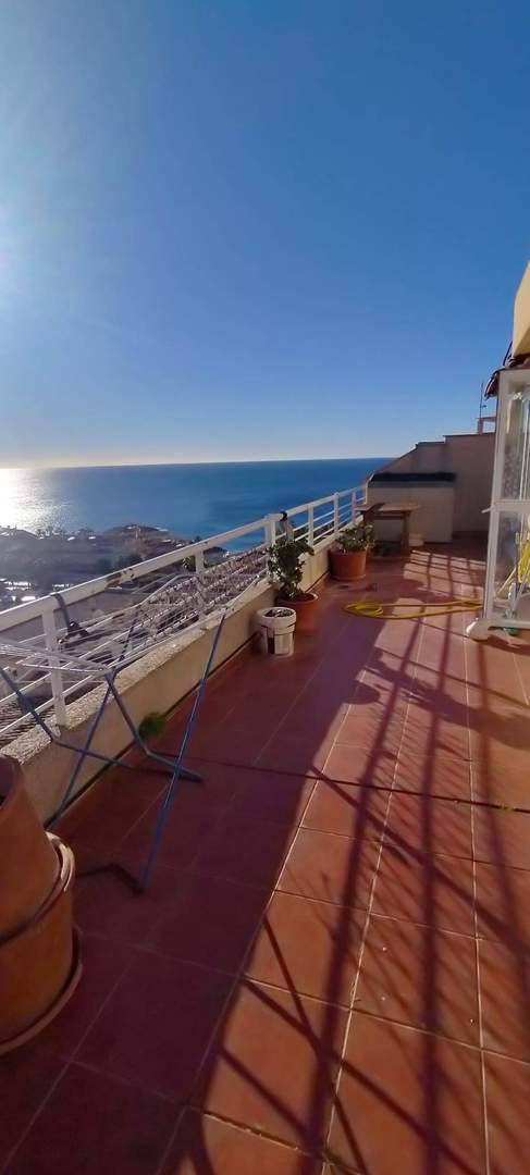 Alquila por horas Ático dúplex en la costa Malagueña con vistas al mar espectaculares