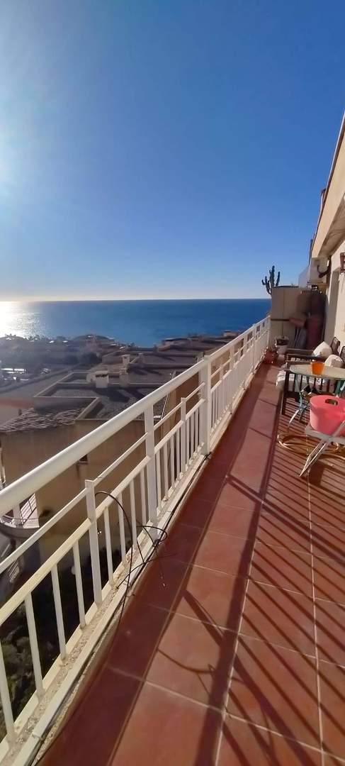 Alquila por horas Ático dúplex en la costa Malagueña con vistas al mar espectaculares