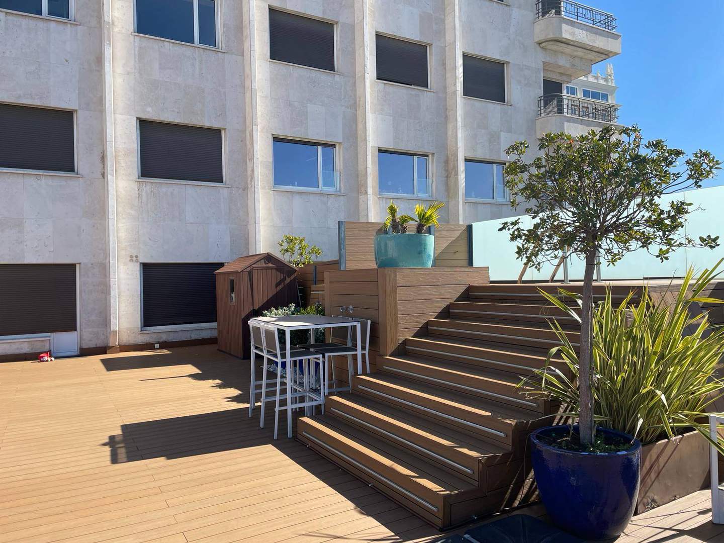 Alquila por horas Terraza panorámica de 100m2 y piscina privada en el edificio La Torre de Madrid