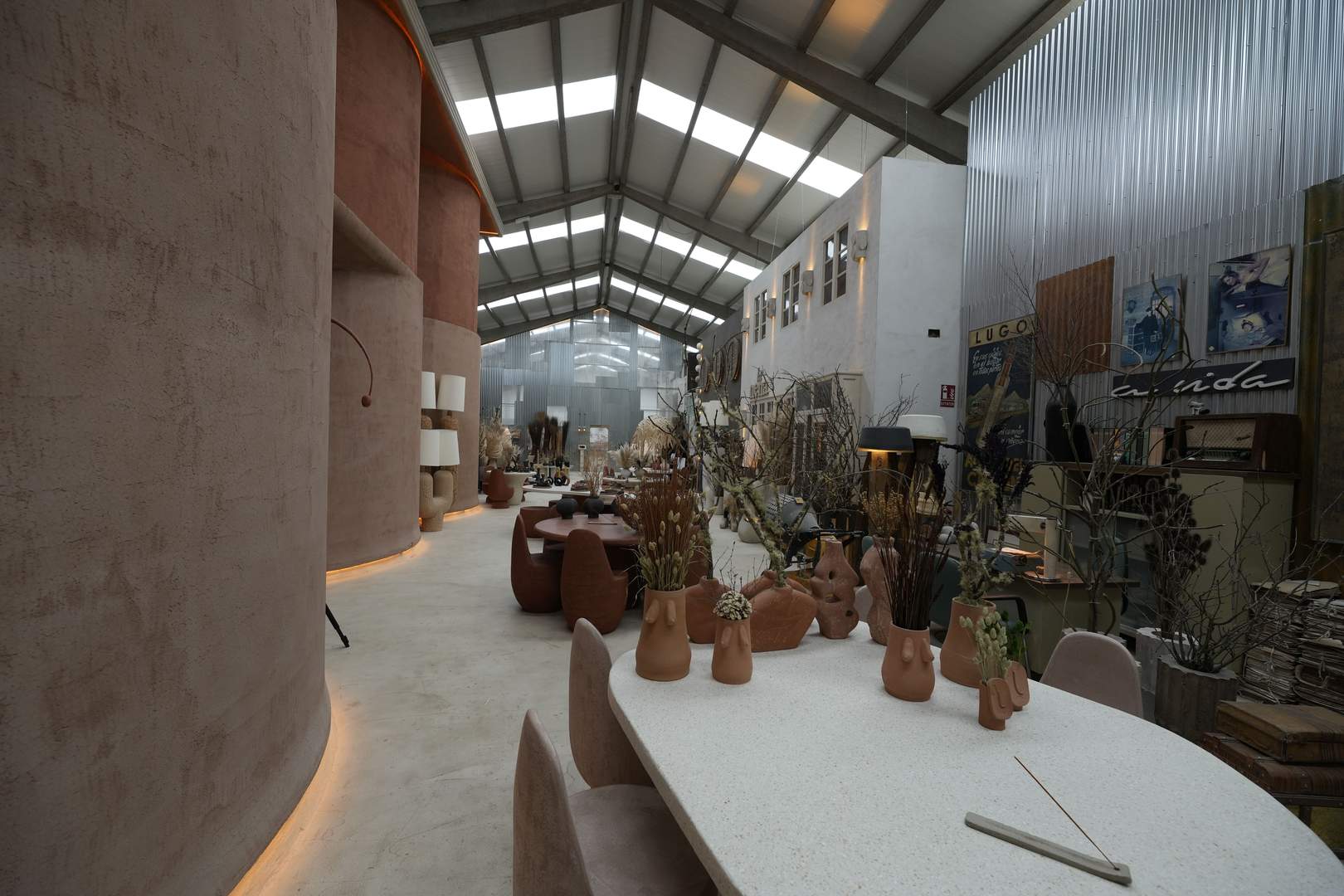 Alquila por horas Nave multiespacios de diseño y artesanías, en Lugo