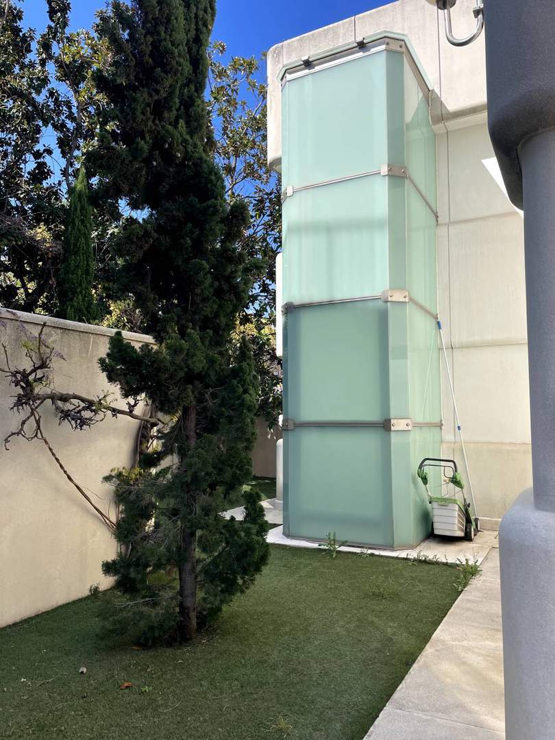 Alquila por horas Vivienda estilo señorial años 80