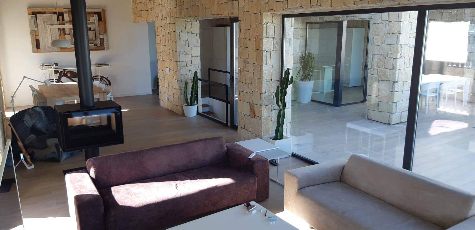 Alquila por horas Vivienda unifamiliar mediterránea y acogedora