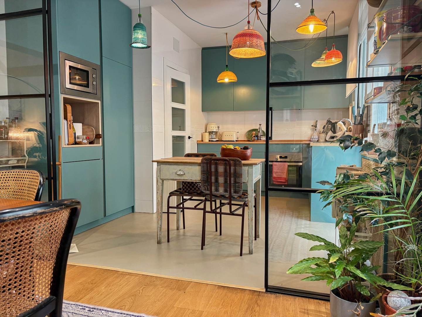 Alquila por horas Chalet colonial colorido y vivido