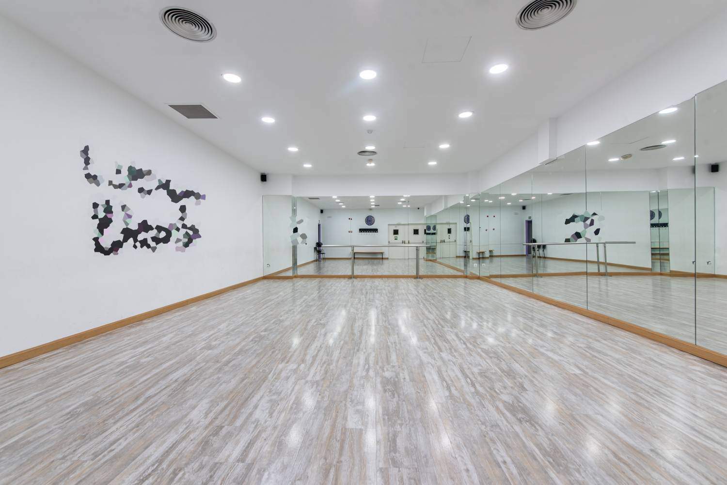 Alquila por horas Sala para baile, fitness, talleres, etc
