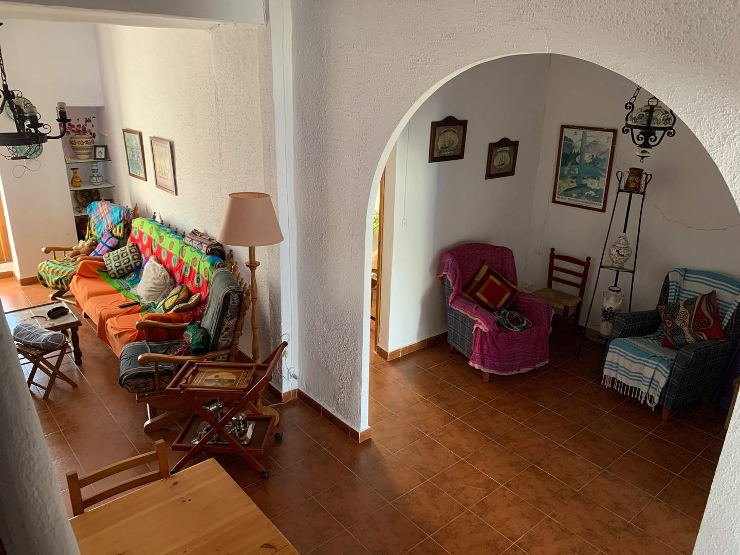 Alquila por horas Casa rural pueblo blanco mediterráneo