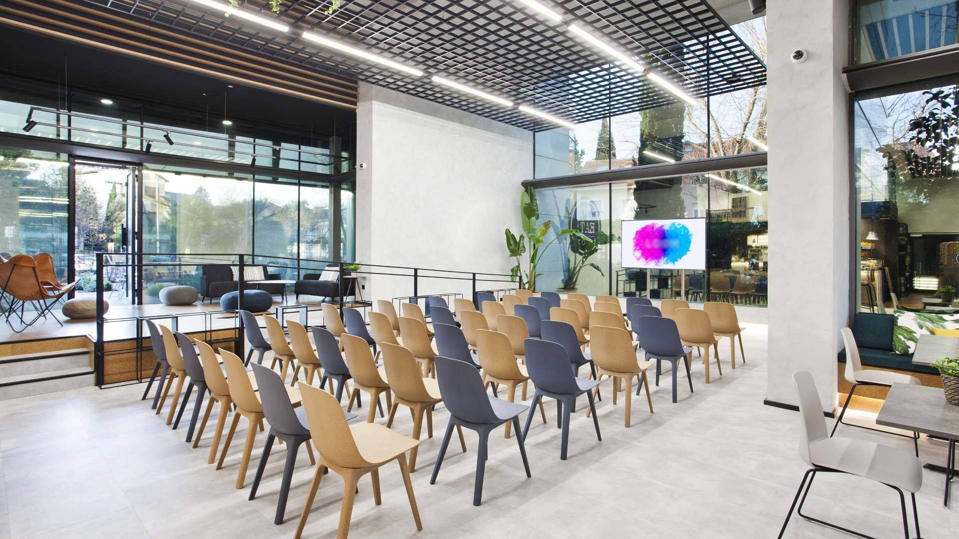 Alquila por horas Espacio amplio para eventos + Terraza.