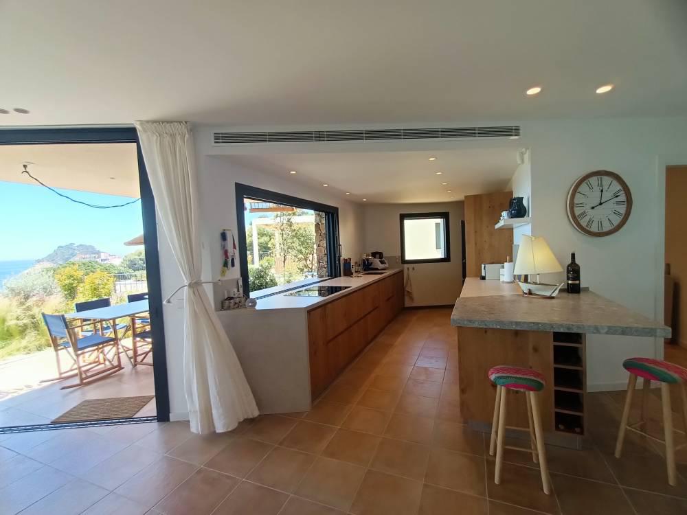 Alquila por horas Chalet mediterráneo con vistas al Mar en la Costa Brava