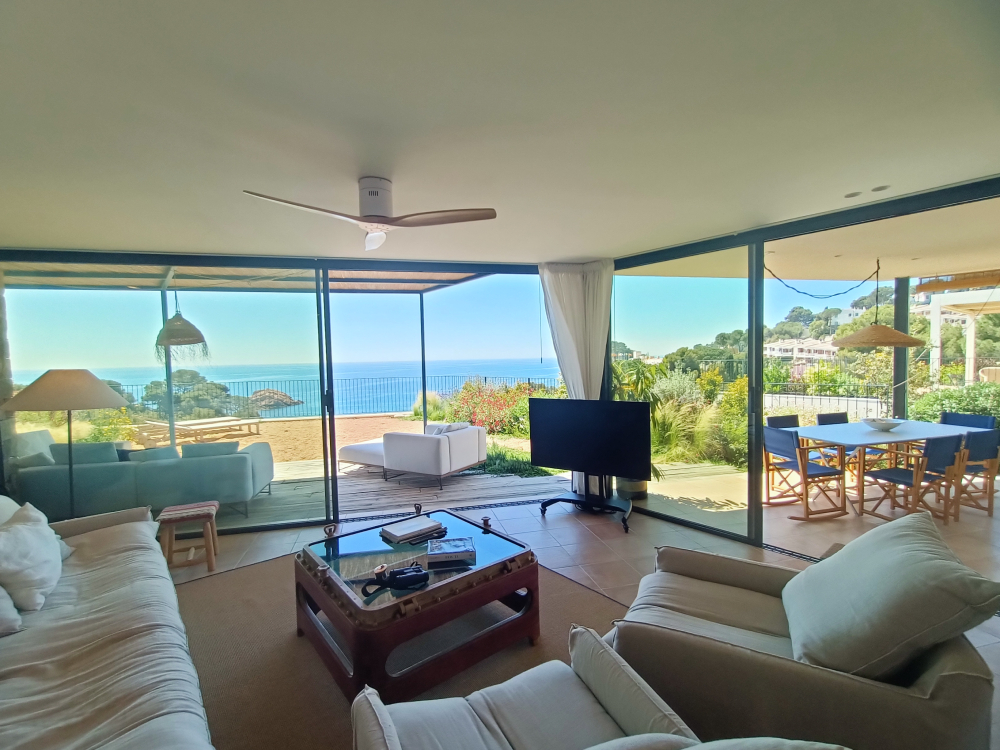 Alquila por horas Chalet mediterráneo con vistas al Mar en la Costa Brava