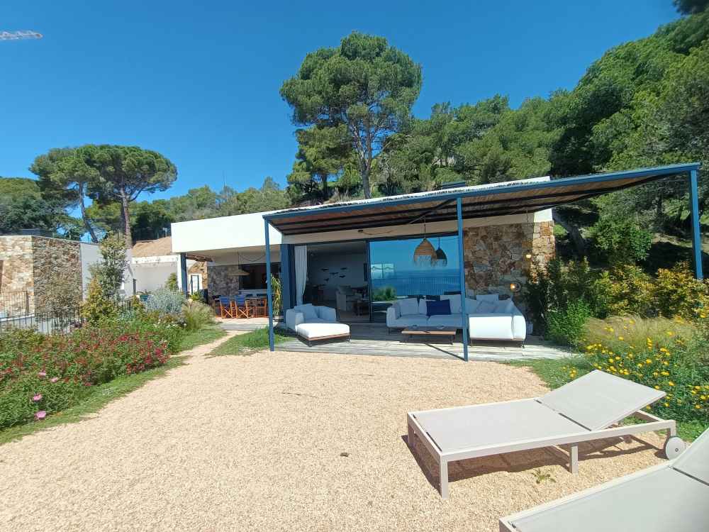 Alquila por horas Chalet mediterráneo con vistas al Mar en la Costa Brava