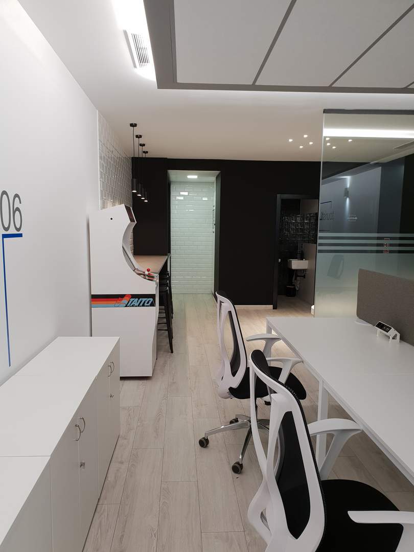 Alquila por horas Oficina de coworking moderna
