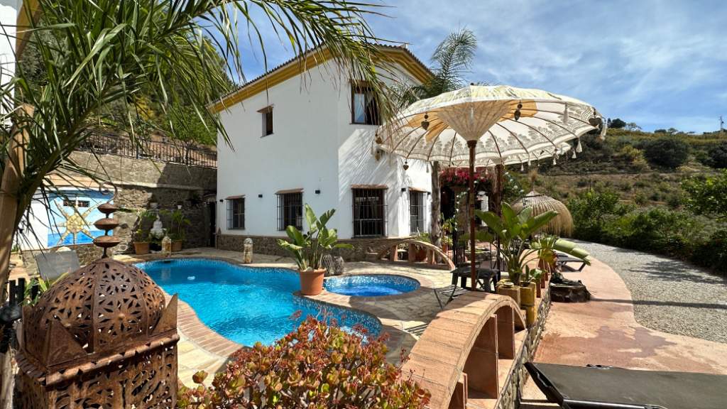 Alquila por horas Finca étnica en Málaga