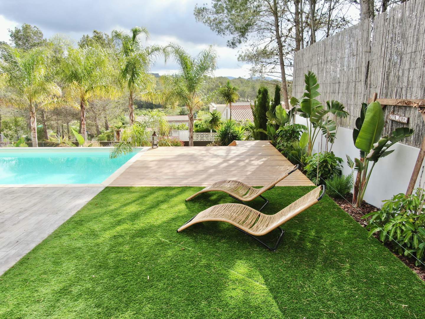 Alquila por horas Casa con Piscina y vistas despejadas al Garraf