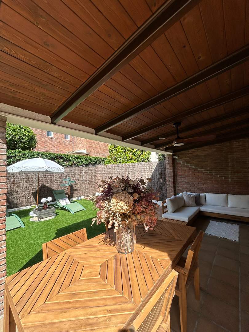 Alquila por horas Vivienda con estilo glam y clásico