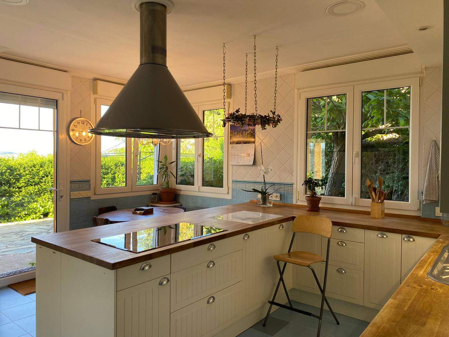 Alquila por horas Villa de estilo clásico renovado