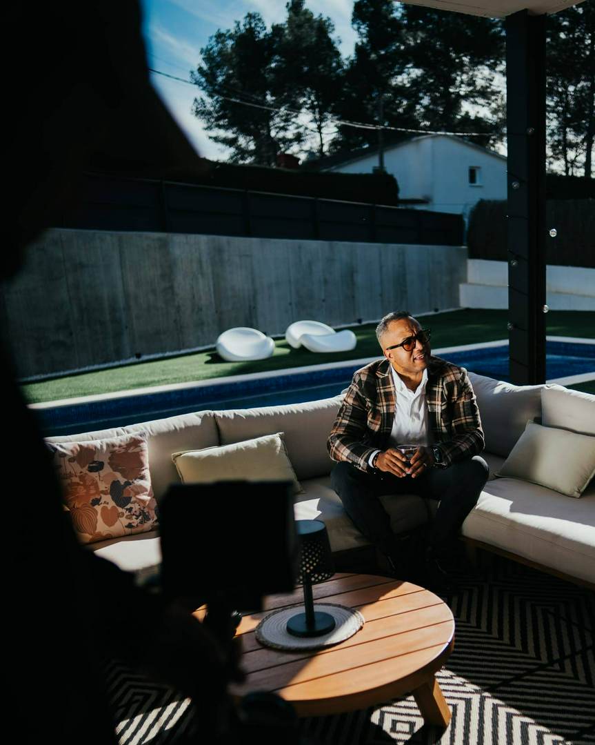 Off camera - videoclip