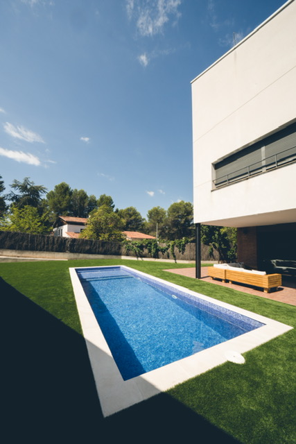 Alquila por horas Casa Industrial Moderna con Gran Privacidad