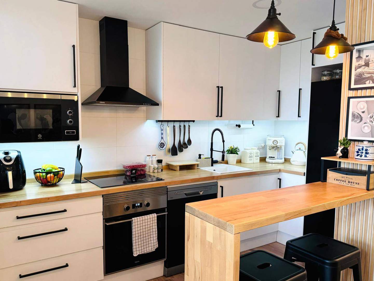 Alquila por horas Hogar Acogedor, Fusión de Farmhouse y Contemporáneo