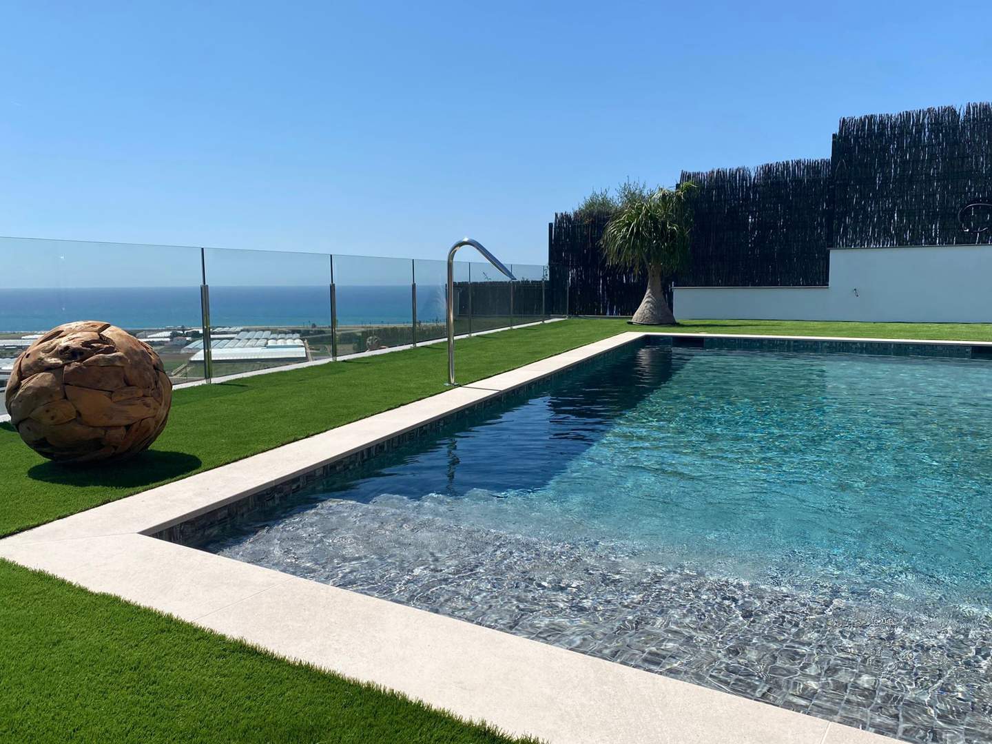 Alquila por horas Casa moderna con vistas panorámicas