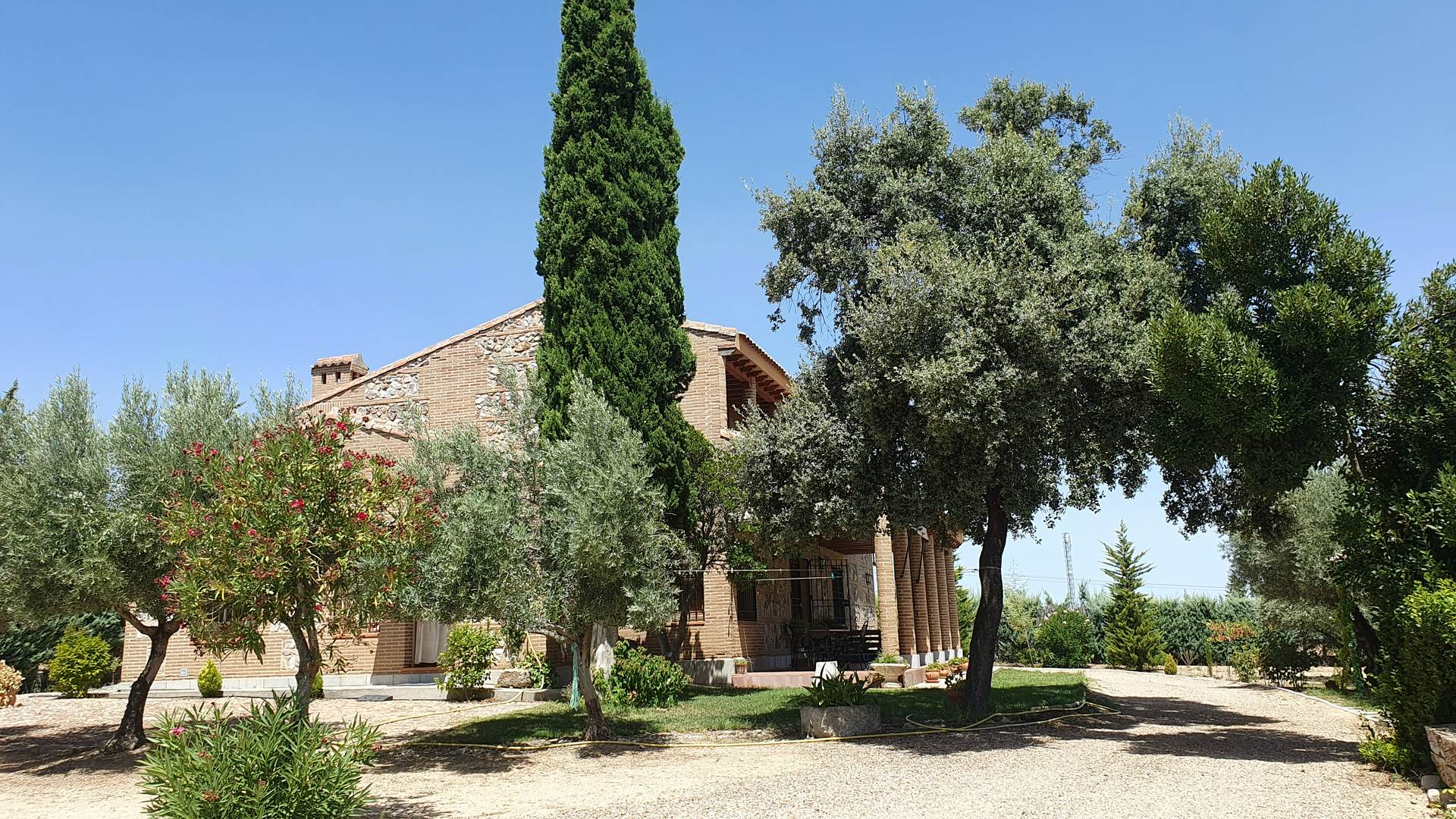 Alquila por horas Casona Toledana en Finca rodeada de olivos