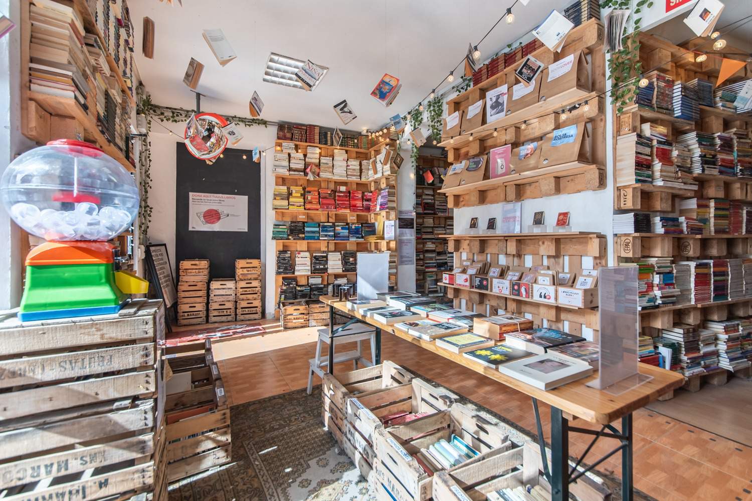 Alquila por horas Librería para perderse entre Libros en Lavapiés