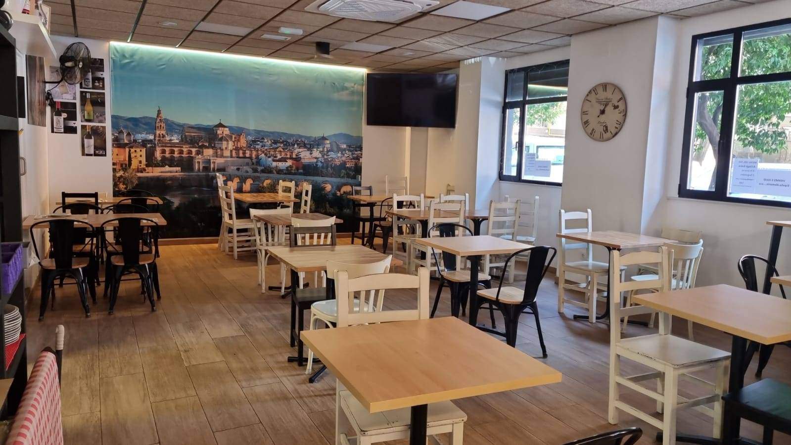 Alquila por horas Bar clásico