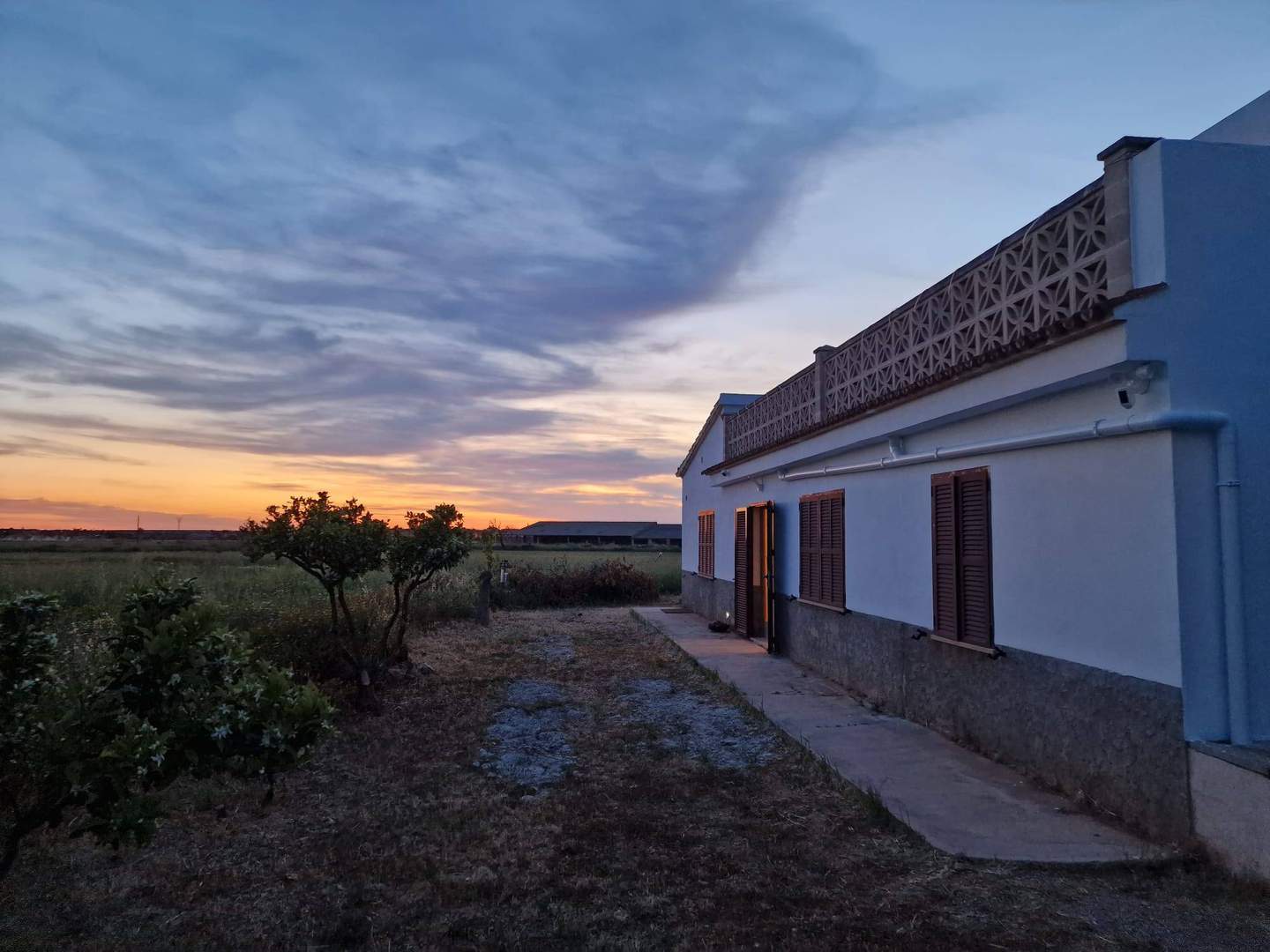 Alquila por horas Finca con Vivienda unifamilar estilo rústico y terreno  40mil m2