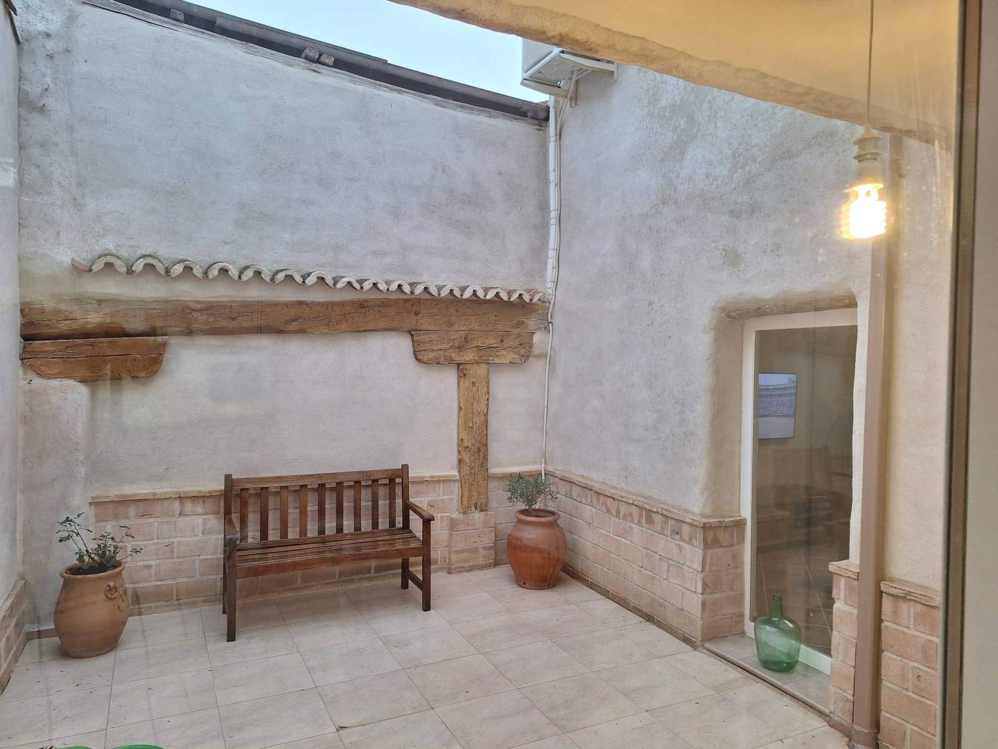 Alquila por horas Casa de pueblo estilo rústico moderno