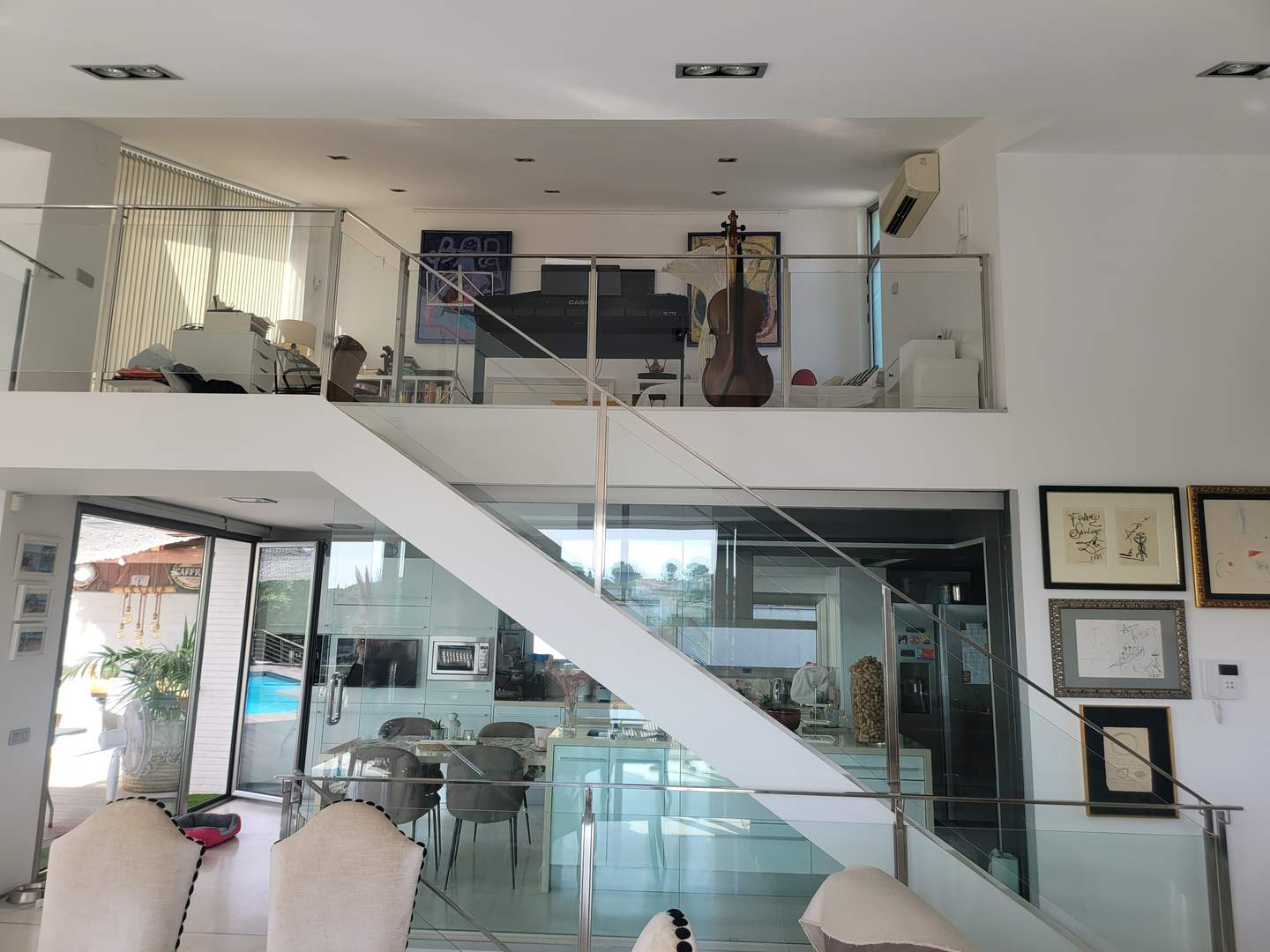 Alquila por horas Casa unifamiliar de diseño con espectaculares vistas al mar