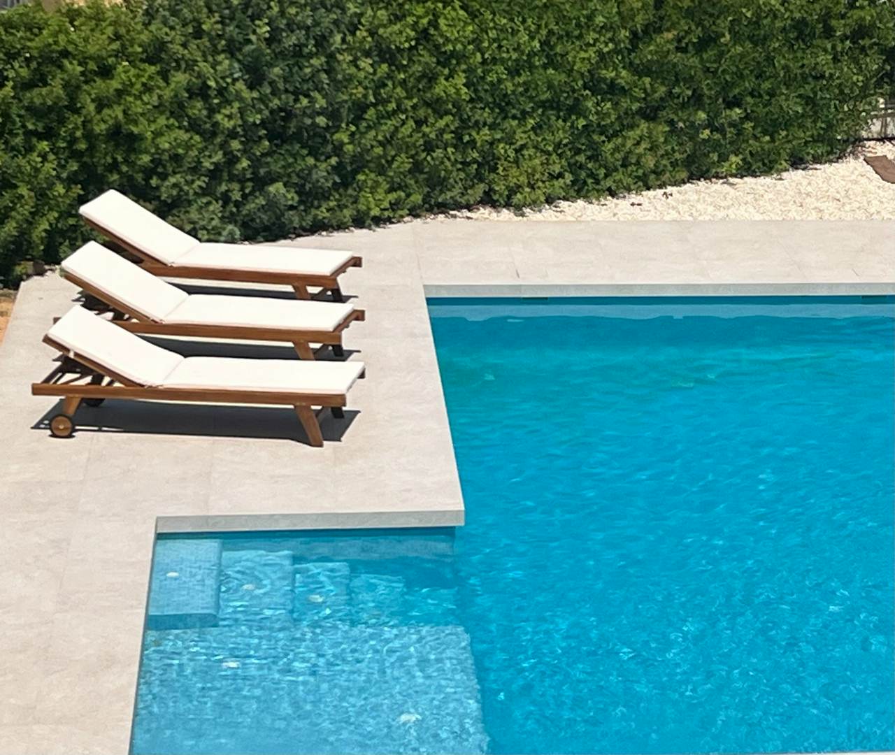 Alquila por horas Chalet mediterráneo de estilo moderno