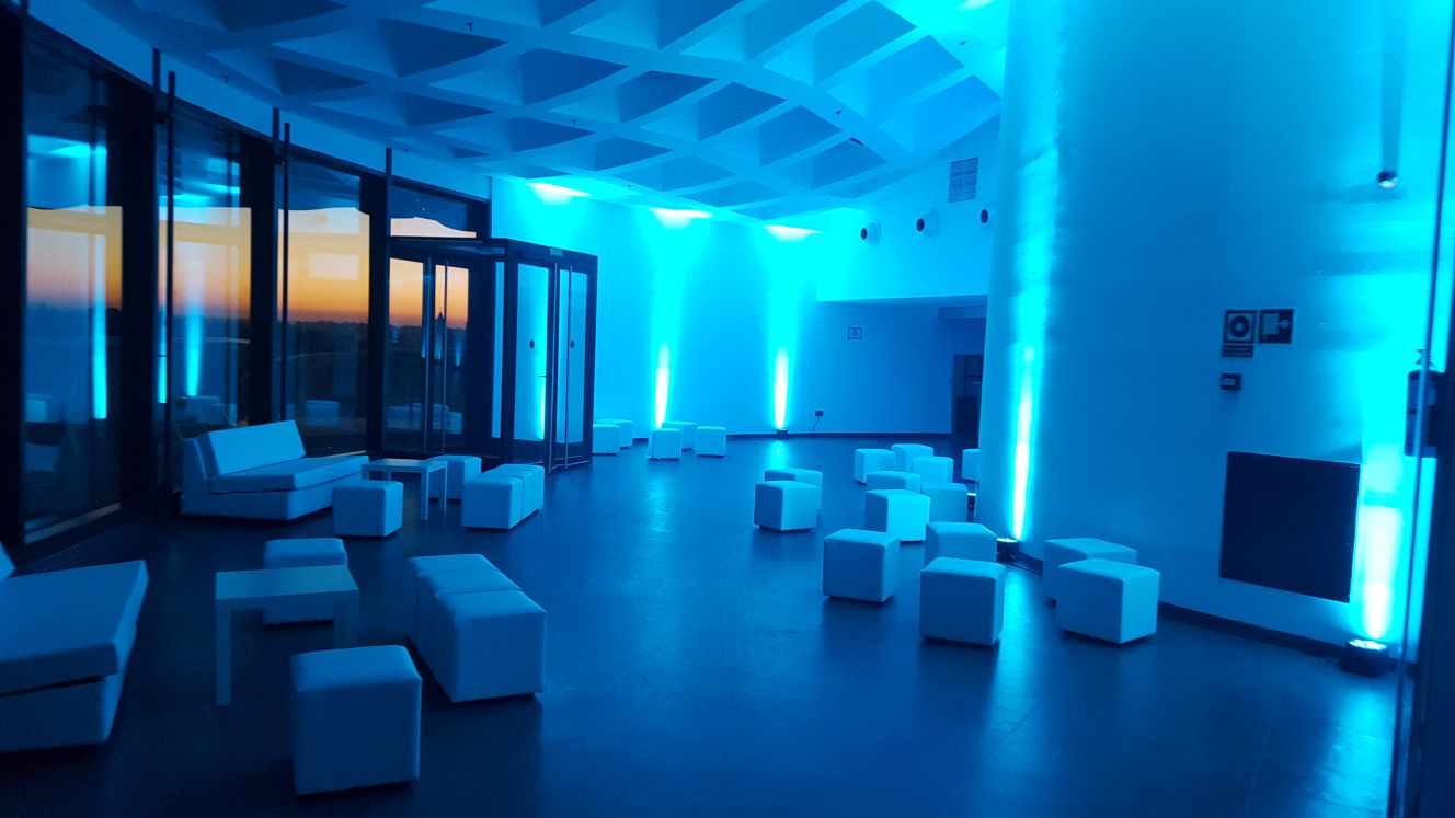 Alquila por horas Espacio diáfano en edificio singular con capacidad para todo tipo de eventos y montajes