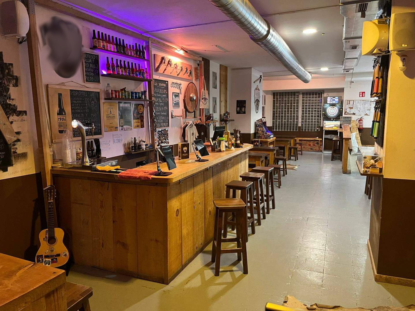 Alquila por horas Bar con estilo industrial rústico