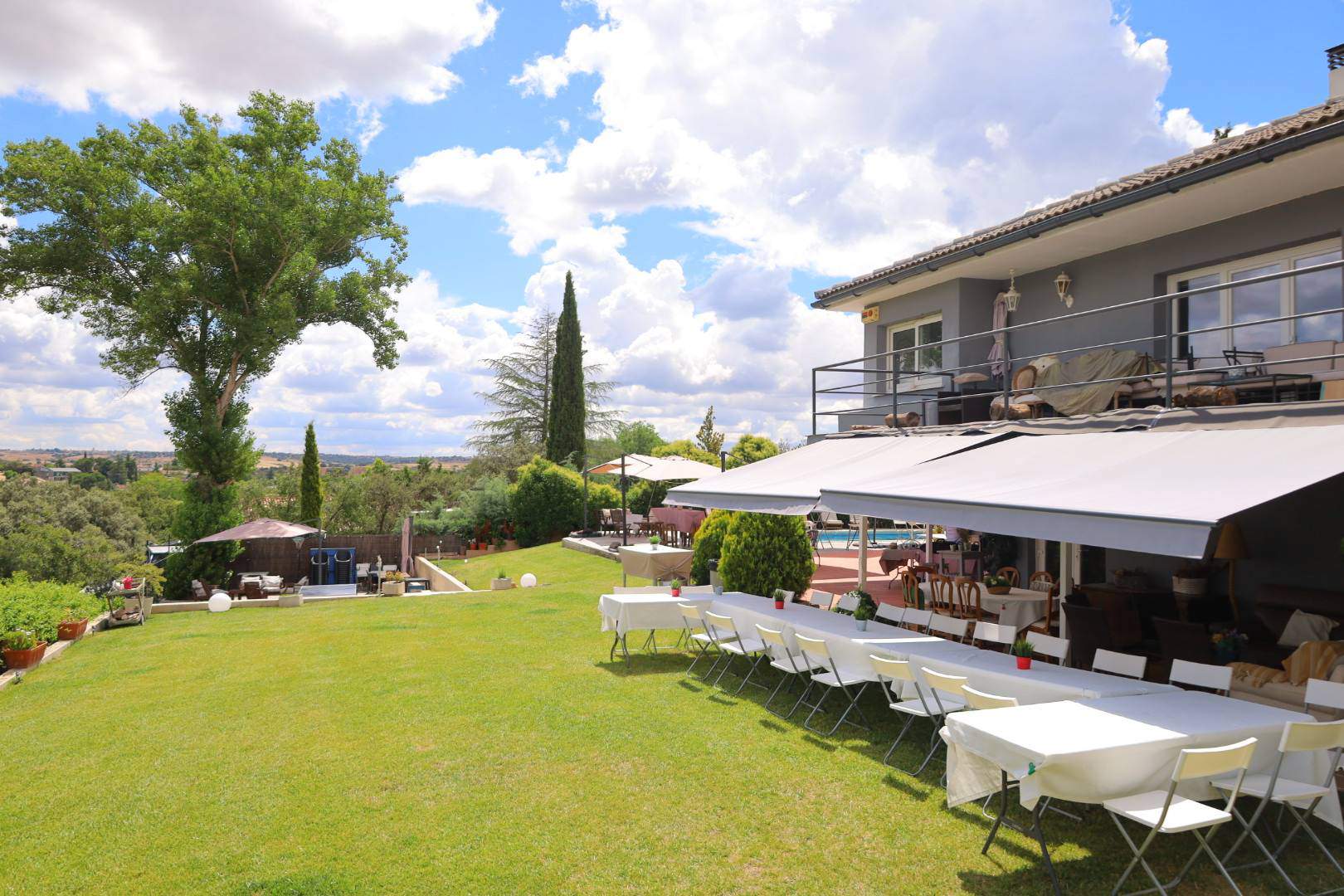 Alquila por horas Chalet individual con vistas a la sierra de Madrid y piscina