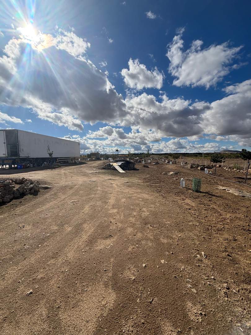 Alquila por horas Única finca con huerto y gallinero