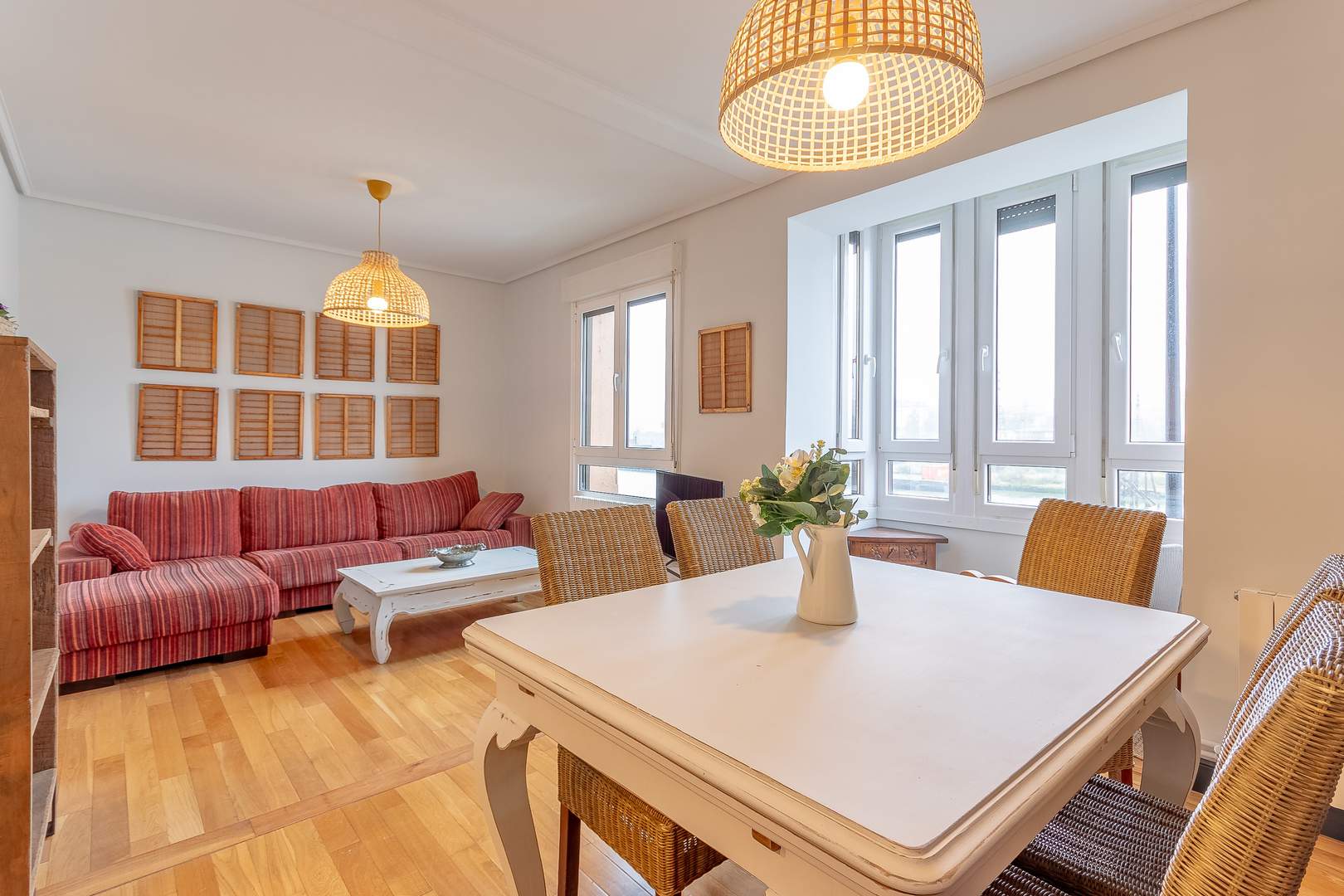 Alquila por horas Apartamento con personalidad y vistas a la Ría de Bilbao 
