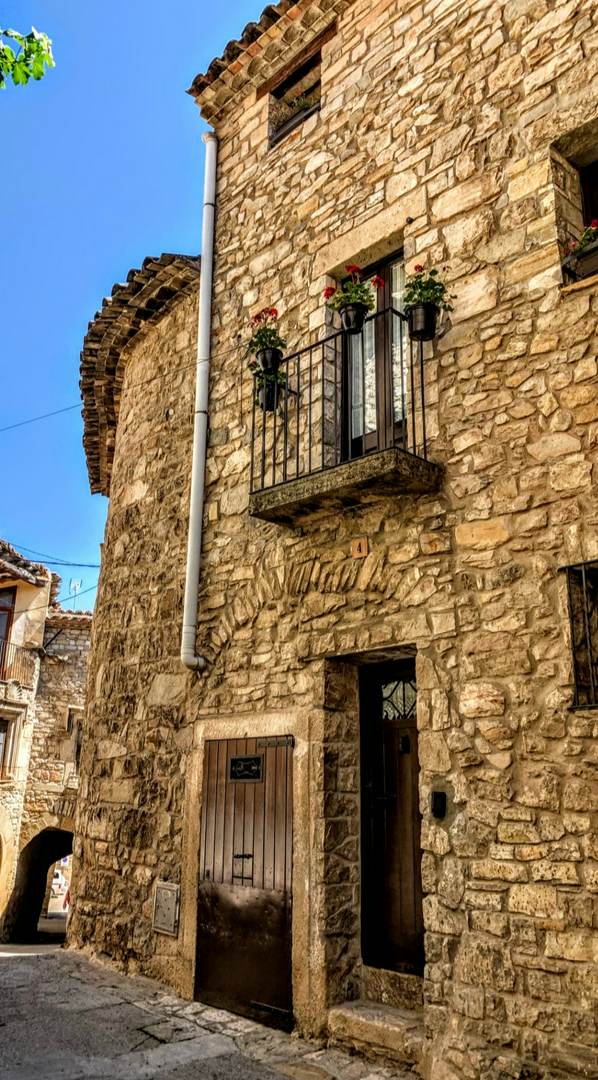 Alquila por horas Casa en pueblo medieval