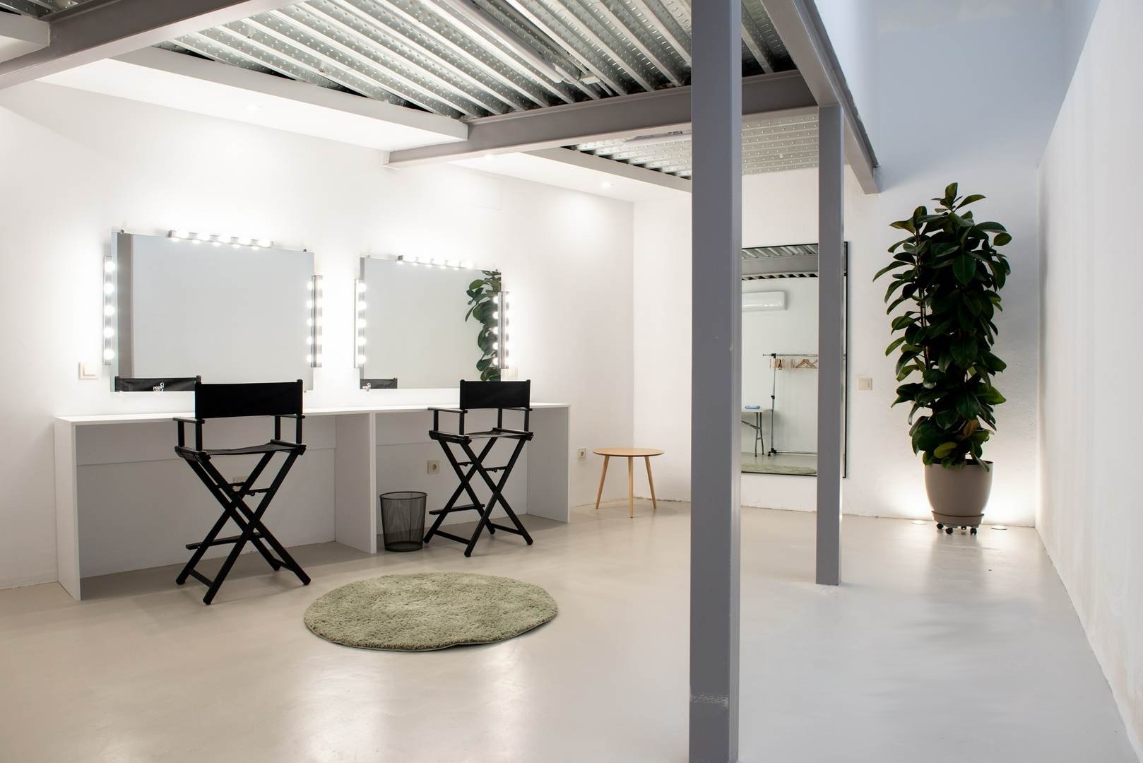 Alquila por horas Espacio multidisciplinar para estudio fotográfico o eventos