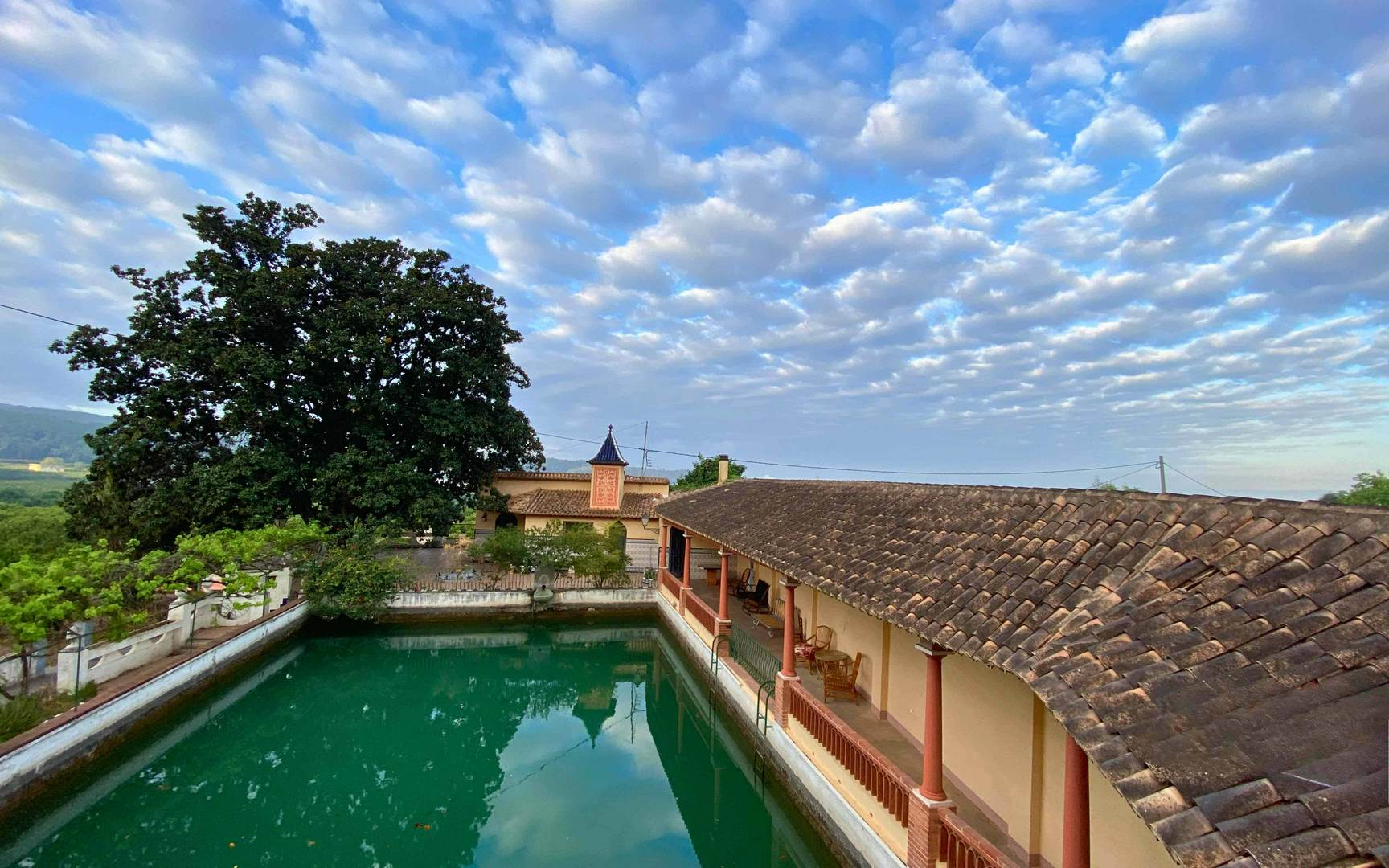 Alquila por horas Casa modernista entre naranjos: una casa llena de rincones inspiradores