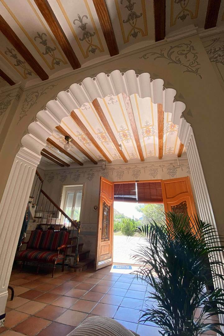 Alquila por horas Casa Magnolia Alquería – Finca modernista con luz natural y encanto mediterráneo (Valencia)