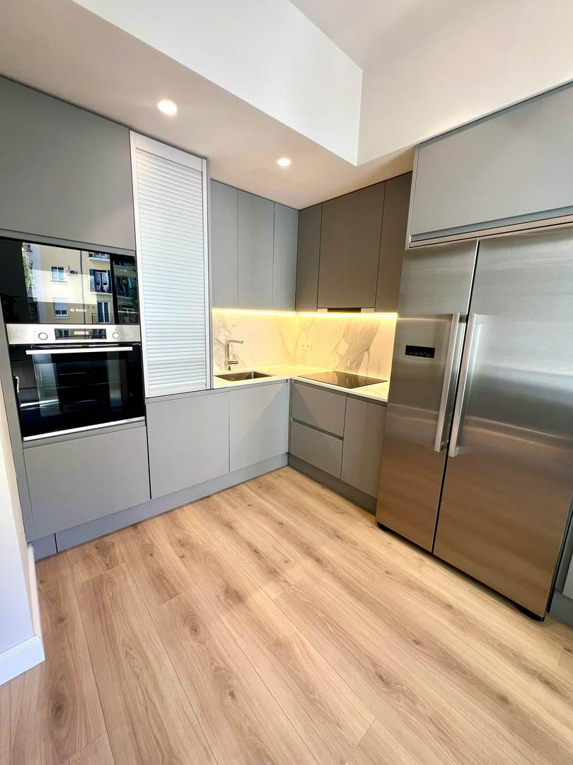 Alquila por horas Hermoso y moderno apartamento en Retiro