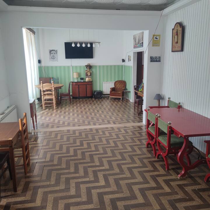 Alquila por horas Casa antigua 1907