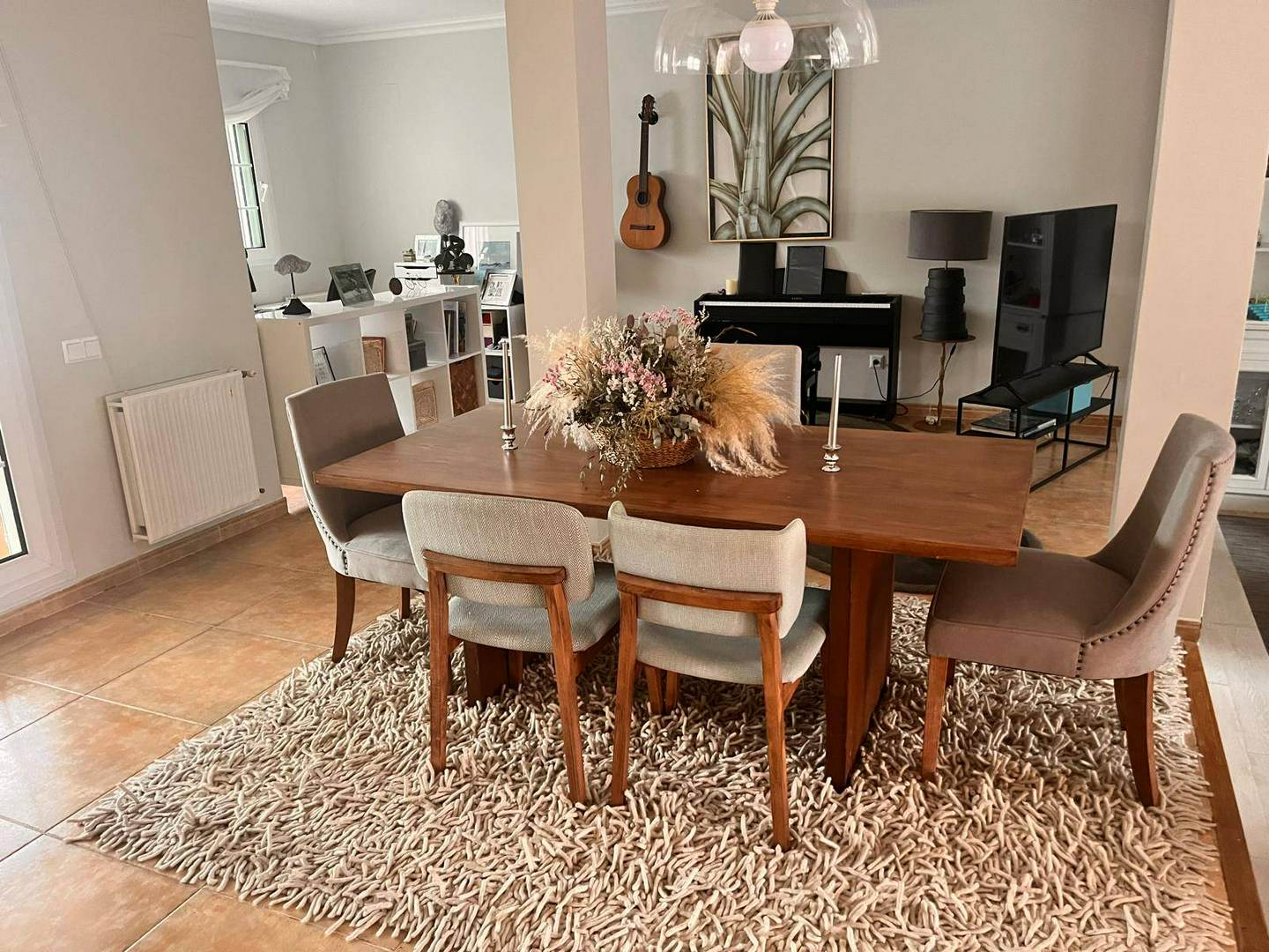 Alquila por horas Vivienda unifamiliar con jardin y chimena