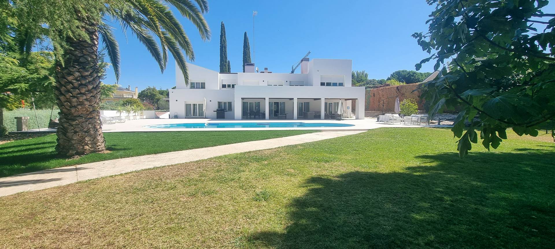 Alquila por horas Vivienda unifamiliar moderna 