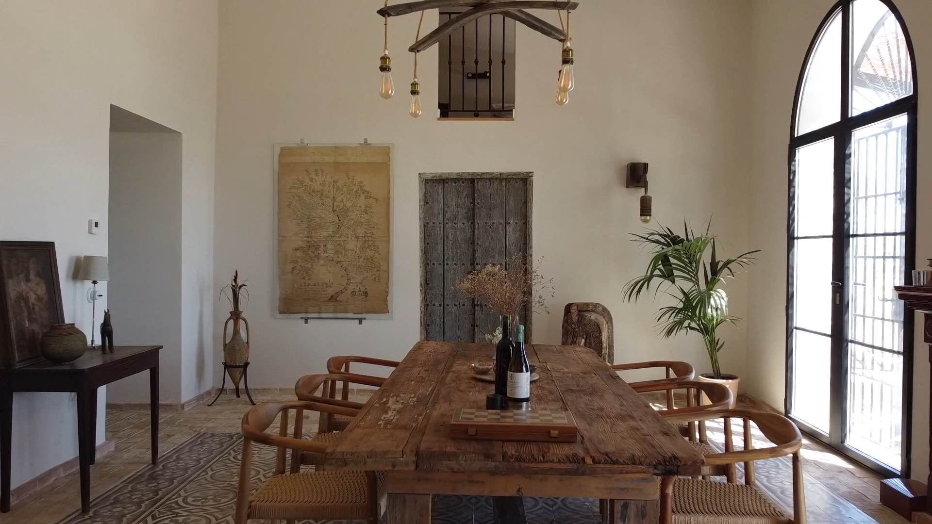 Alquila por horas Casa entre viñas, una finca reformada con muchos espacios