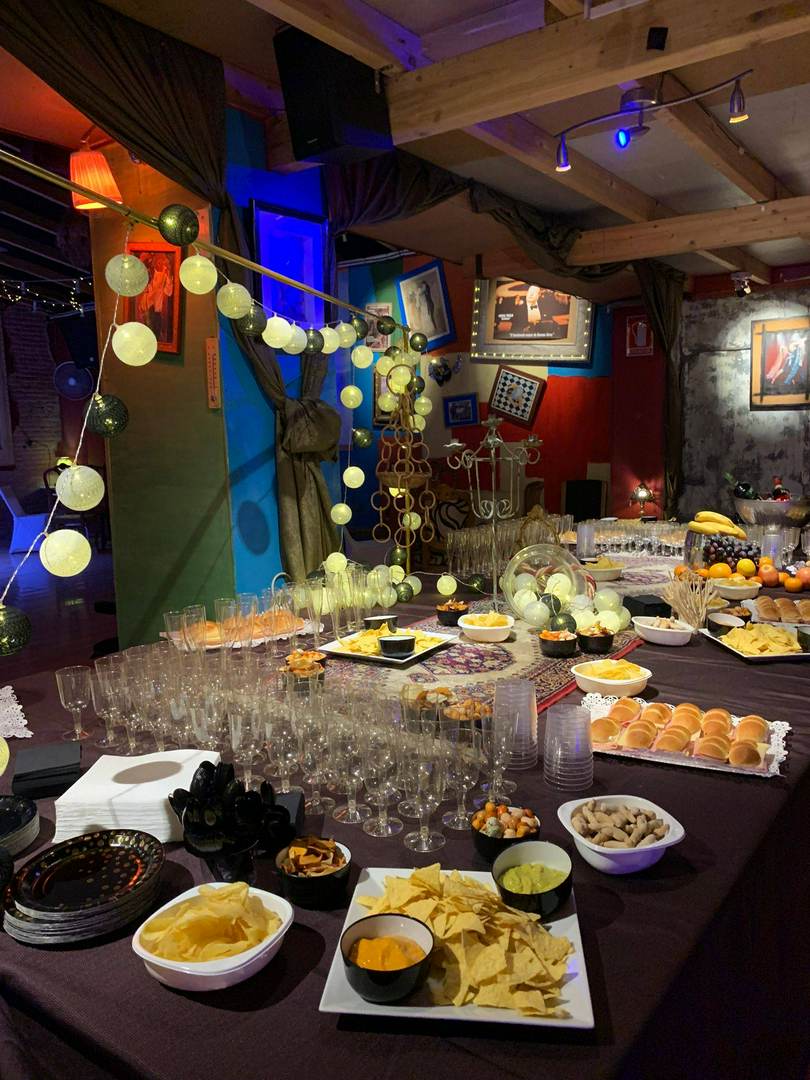 Alquila por horas Sala con encanto para eventos clases y/o producciones