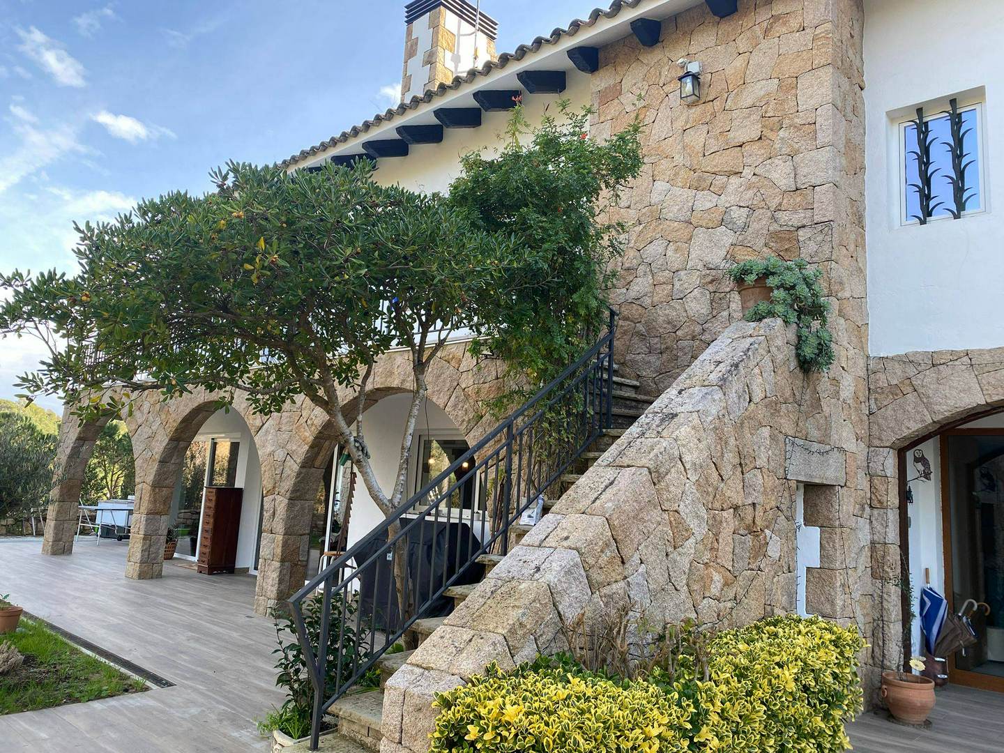Alquila por horas Lugar con encanto en zona rustica rodeado de naturaleza con piscina