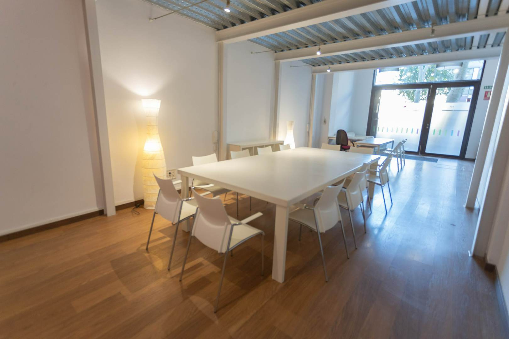 Alquila por horas Loft polivalente con dos plantas