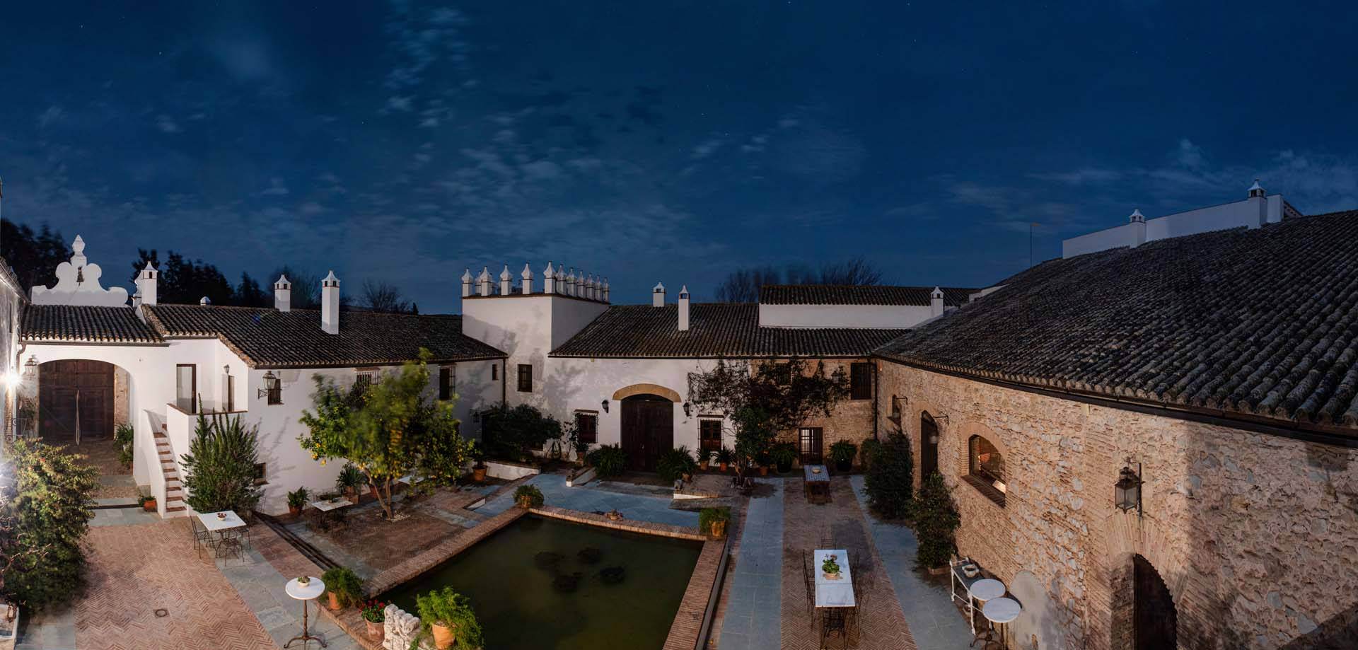 Alquila por horas Espectacular Hacienda Andaluza con 10 dormitorios 