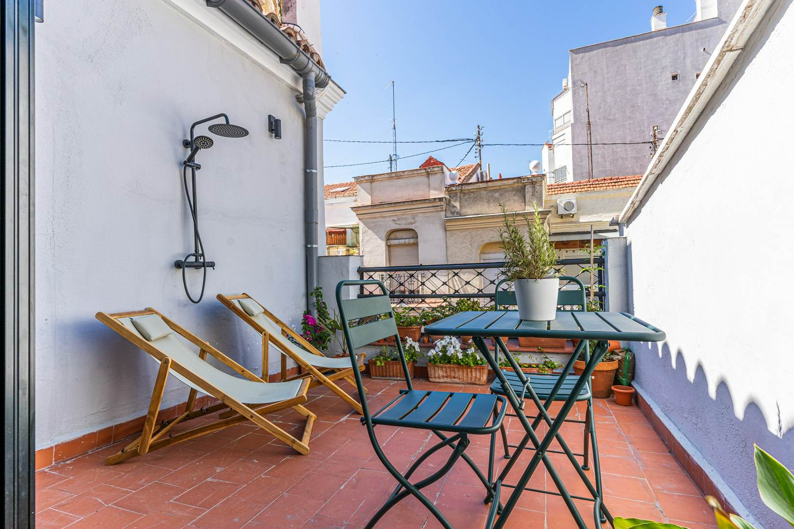 Alquila por horas Ático de diseño con terraza en el centro de Madrid